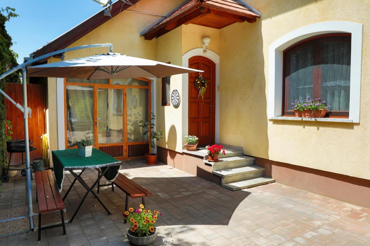 Apartman Fuzfa Balatonmariafurdo Exterior photo
